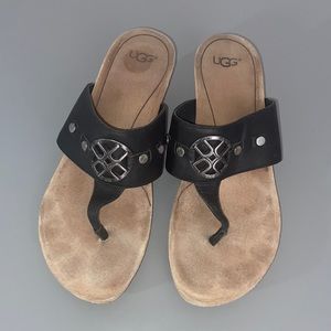 UGG Brielle Black Thong Wedge Cork Sandal Size 7